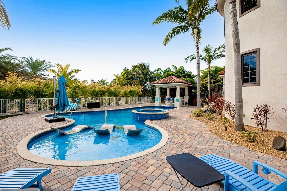 Florida Keys vacation rentals with private pools